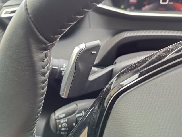 PEUGEOT 2008 BlueHDi 130 S&S EAT8 Allure