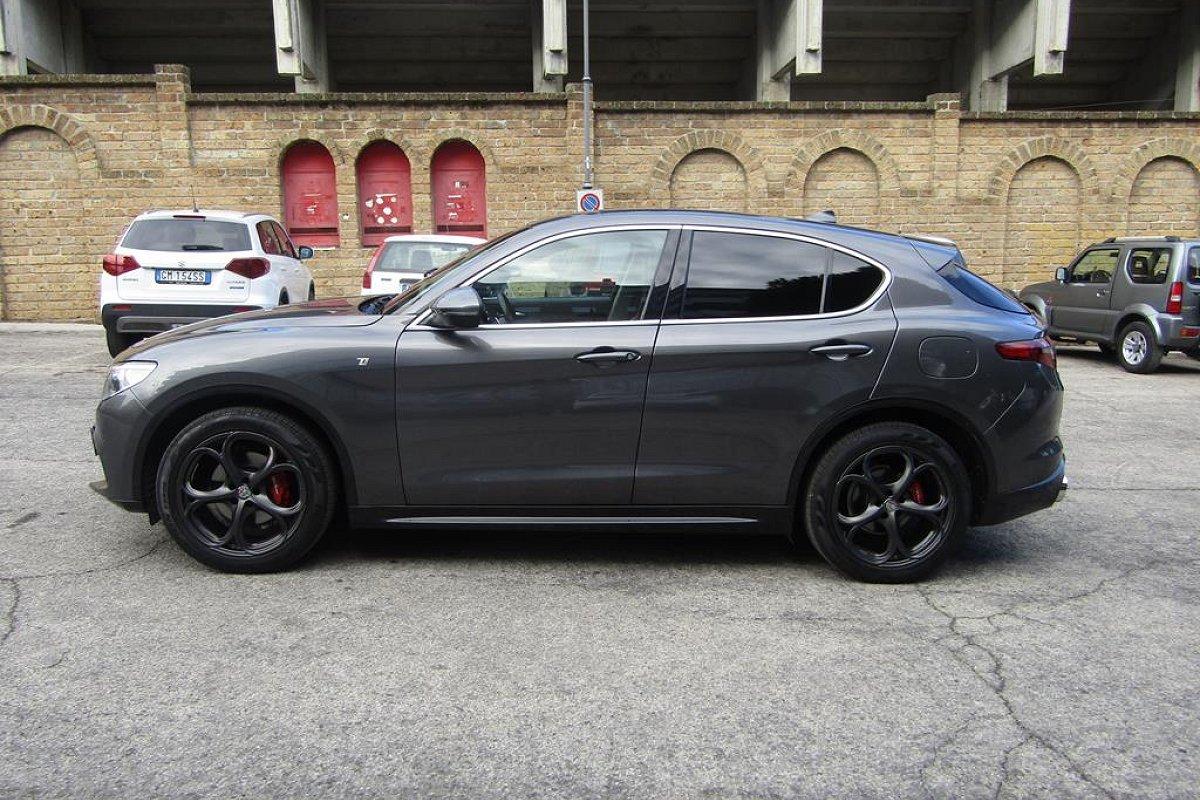 ALFA ROMEO Stelvio 2.2 Turbodiesel 210 CV AT8 Q4 Ti