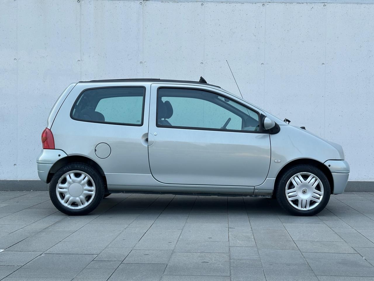 Renault Twingo 1.2i Unico Proprietario Neopatentati
