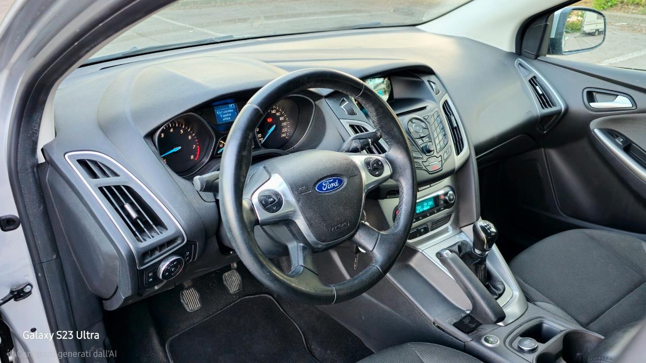 Ford Focus Gpl se garantita 12 mesi ok neopatentati