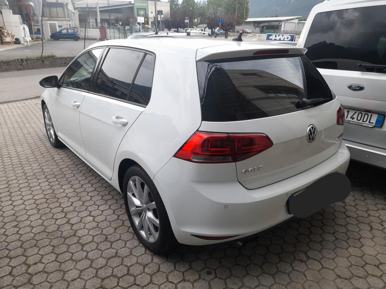 Volkswagen Golf 2.0 TDI 5p. Highline BlueMotion Technology