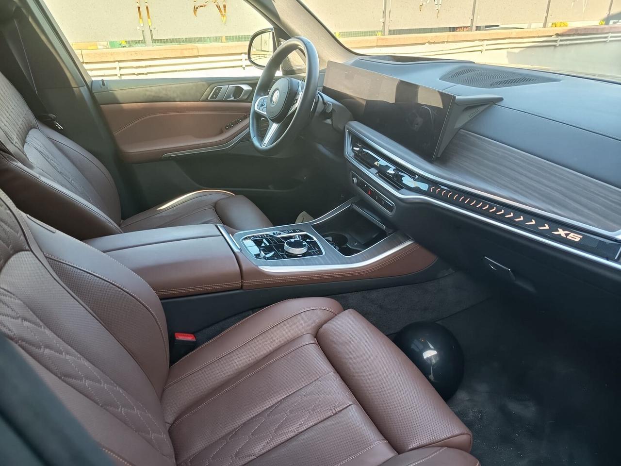 BMW X5 XDRIVE 50e MSPORT 313CV IBRIDA/GASOLIO 2025