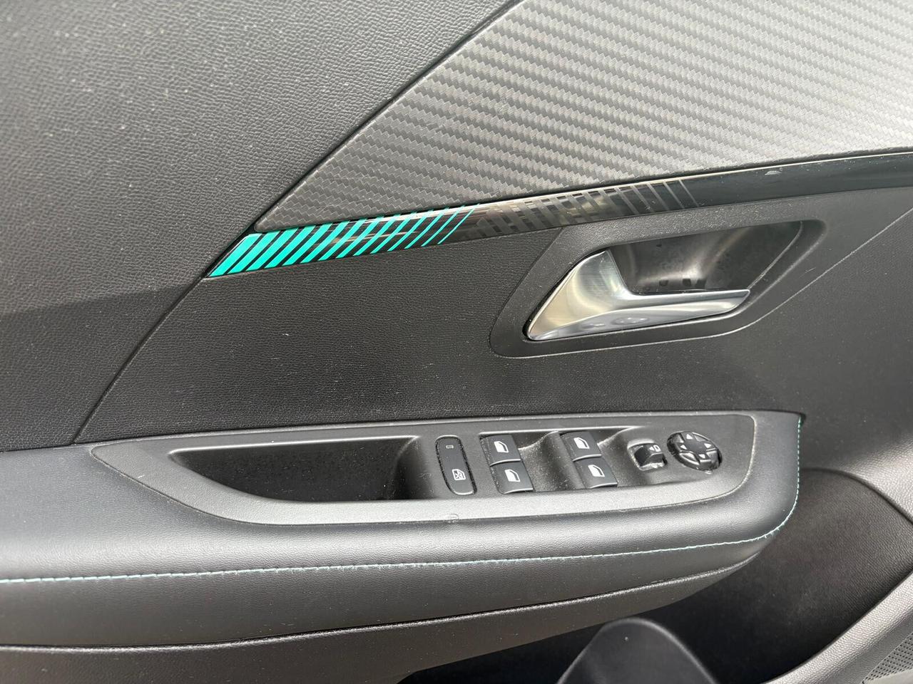 Peugeot 208 PureTech 100 Stop&Start EAT8 5 porte GT