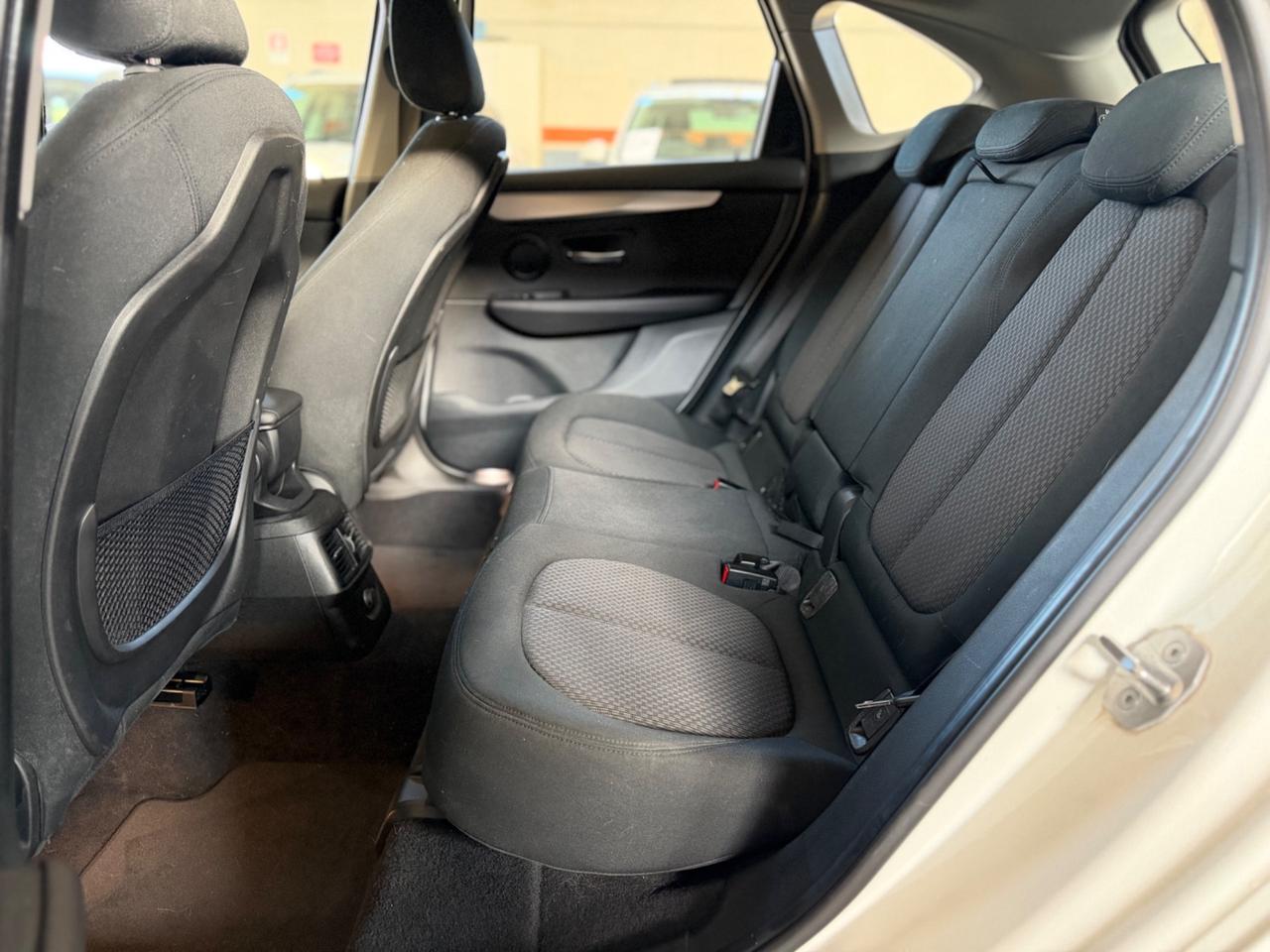 Bmw 2er Active Tourer 218i Advantage NEOPATENTATI