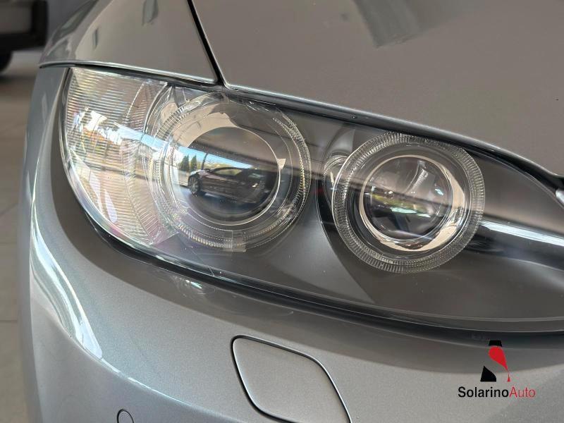 BMW 330 xi Coupe Attiva