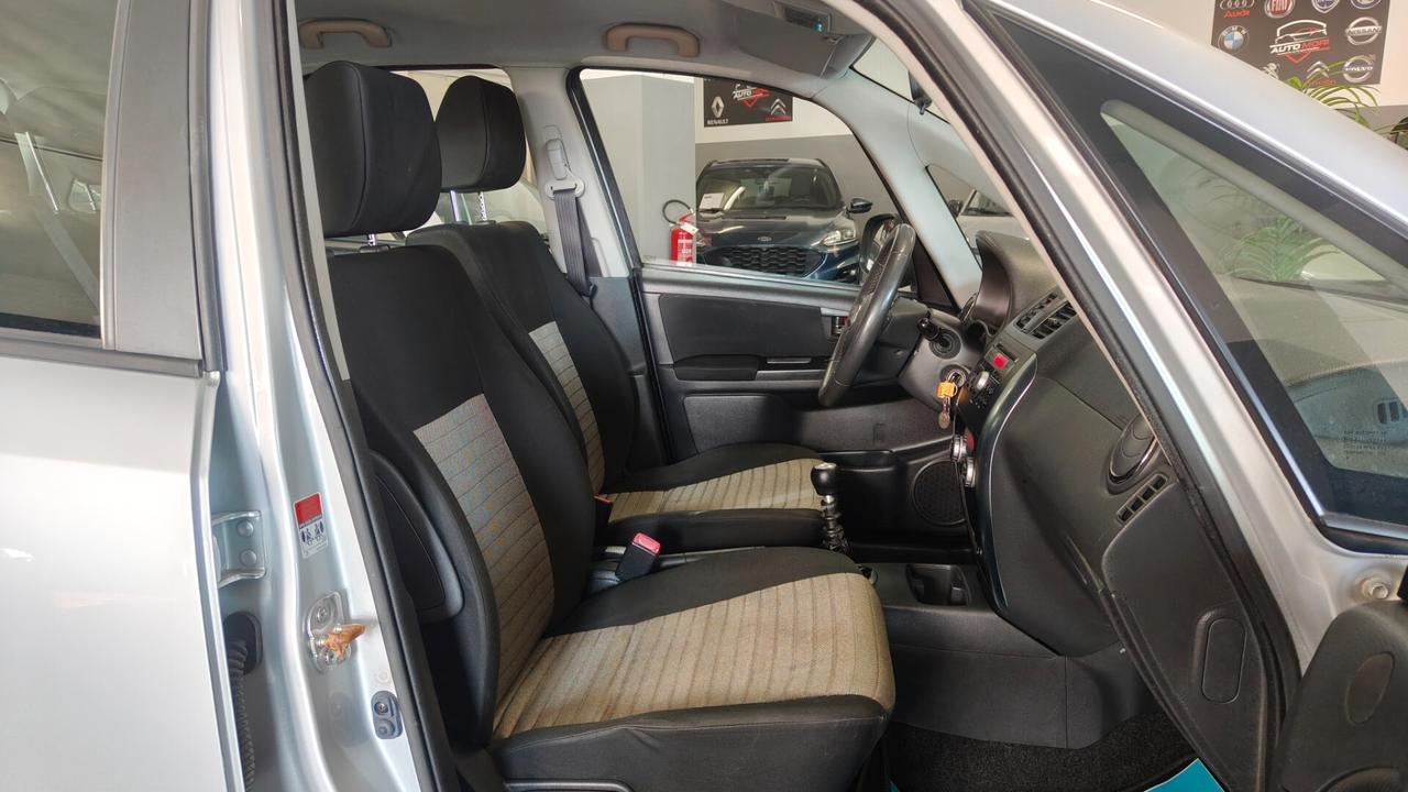 Fiat Sedici 2.0 MJT 16V DPF 4x4 Emotion