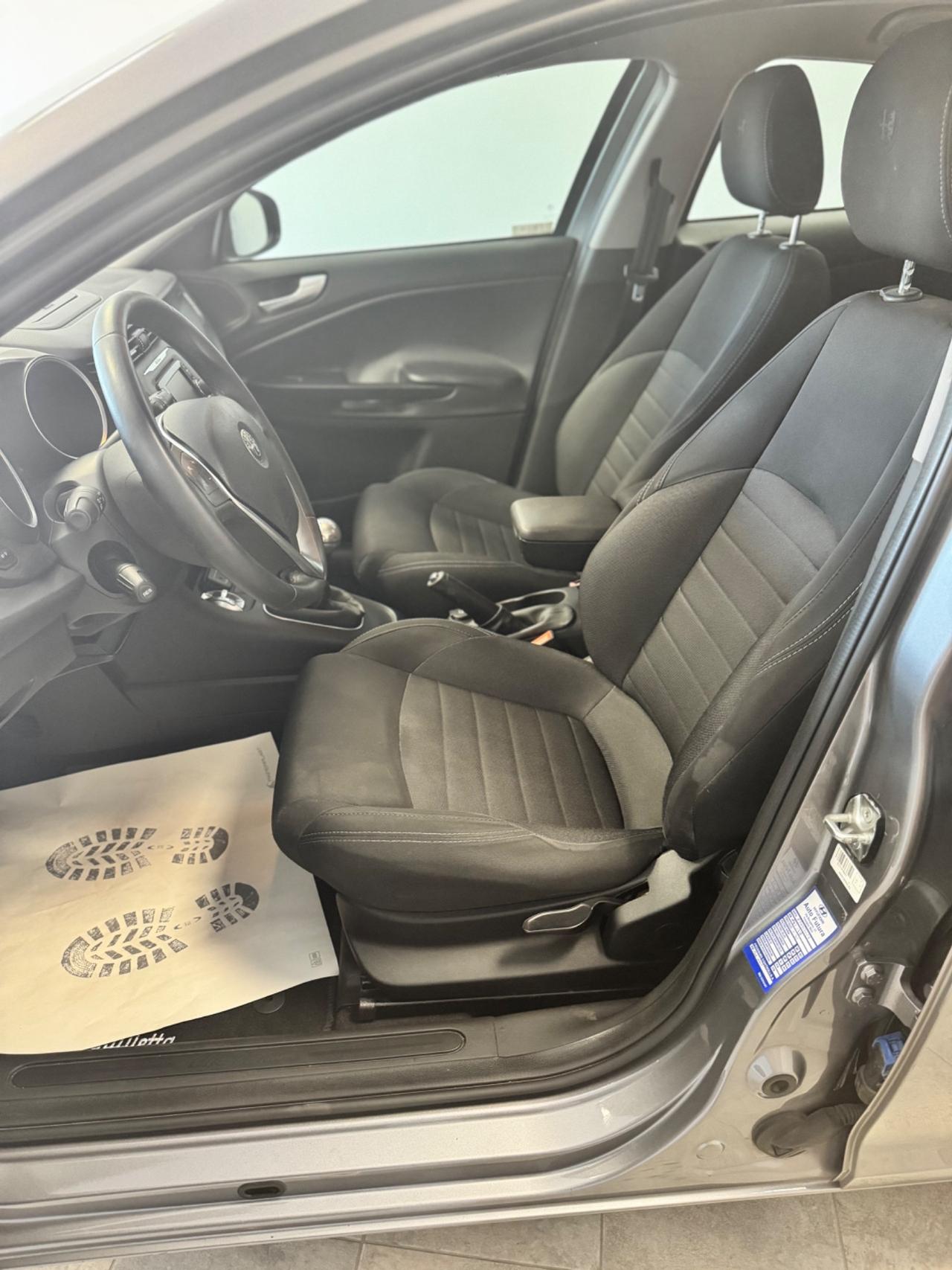 Alfa Romeo Giulietta 1.6 JTDm-2 120 CV Distinctive
