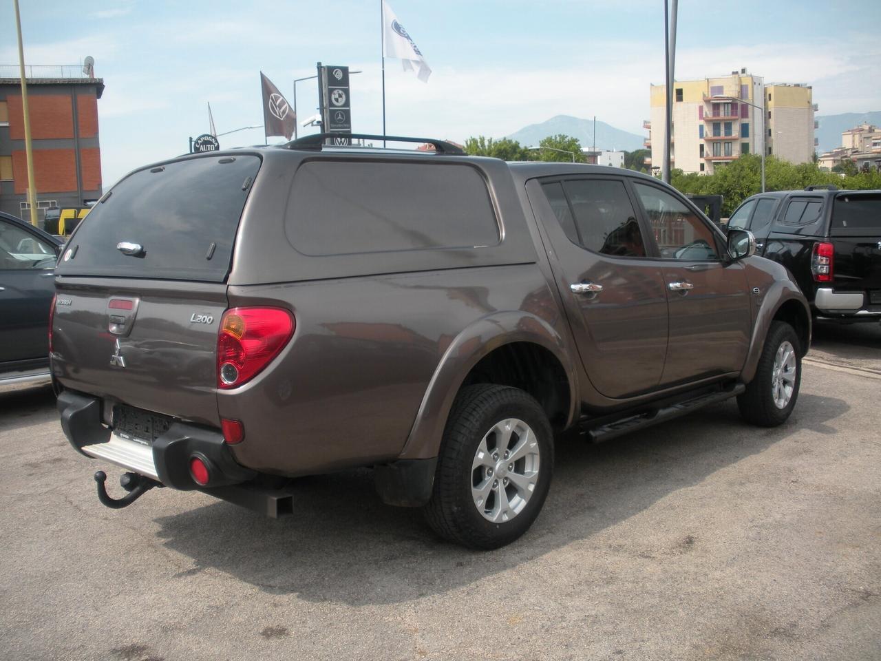 Mitsubishi L200 2.5 DI-D/178CV DC Intense Plus DPF super select