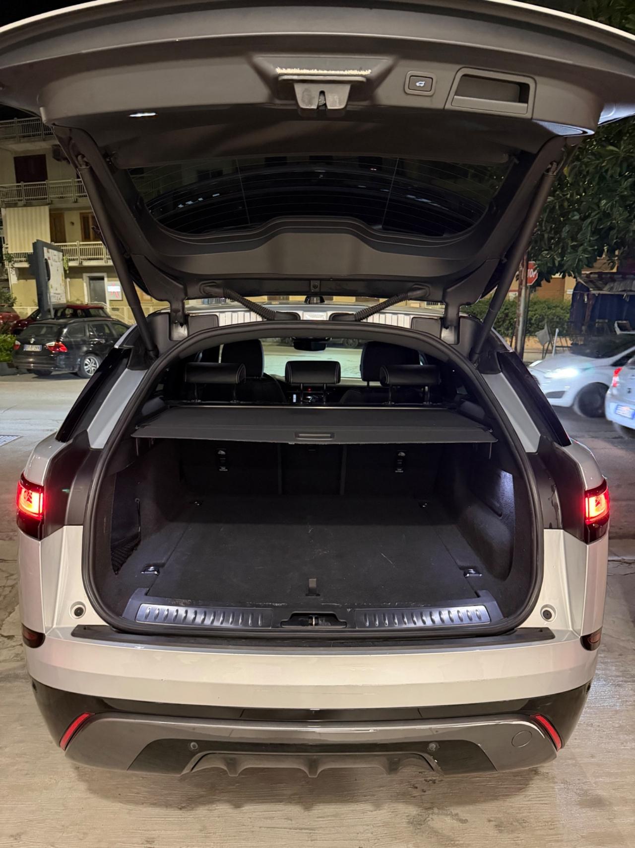 Land Rover Range Velar 2.0D I4 204 CV R-Dynamic SE