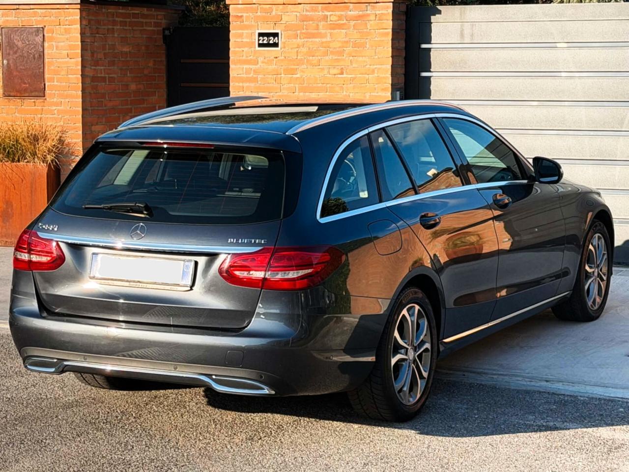 Mercedes C 220d-Navi,Led,Pelle-Full-Euro6-2015