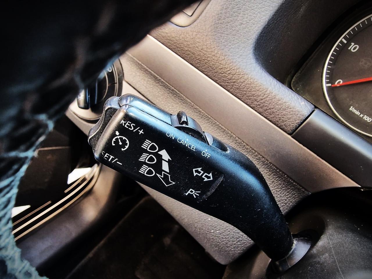 Volkswagen Touran 1.9 TDI 105CV Advance BlueMotion