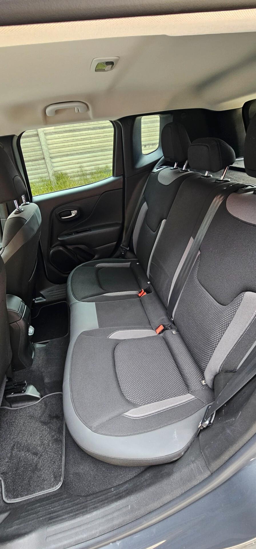 Jeep Renegade 1.3 T4 190CV PHEV 4xe AT6 Business Plus