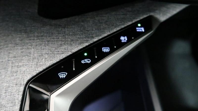 Peugeot 3008 3008 1.2 hybrid Allure 145cv e-dcs6