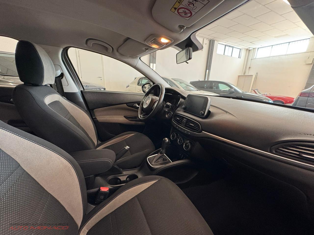 Fiat Tipo 1.6 120cv Lounge - 2017