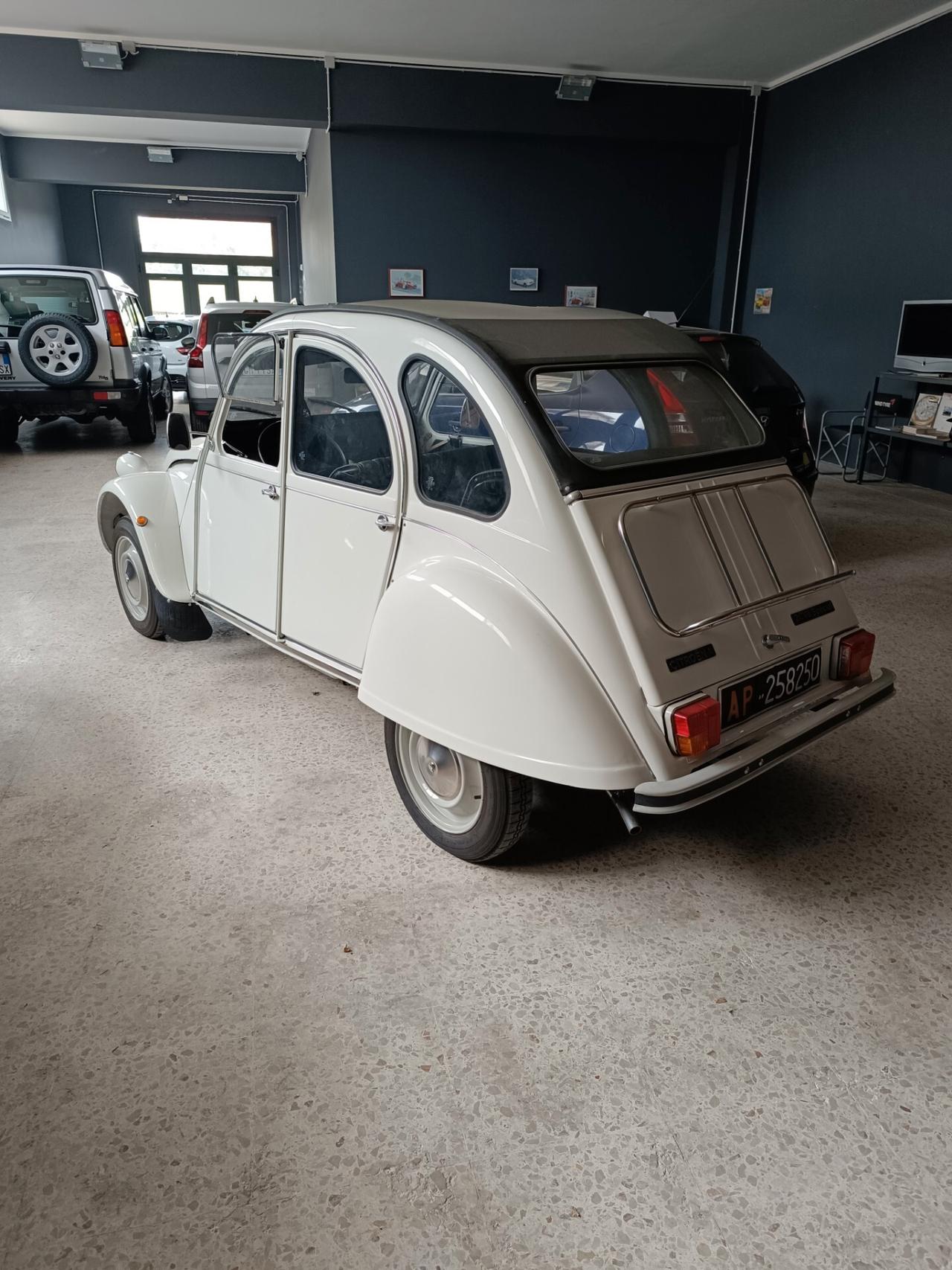 Citroen 2CV