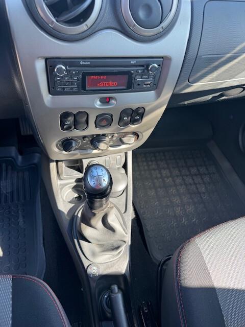 Dacia Duster 1.6 110CV 4x2 GPL Lauréate