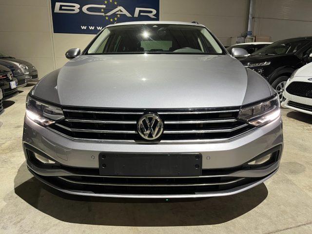 VOLKSWAGEN Passat Variant 2.0 TDI SCR EVO DSG Business /NAVI/LED/PARK/GANCIO