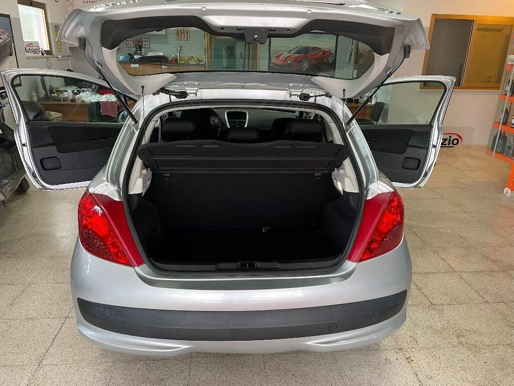 Peugeot 207 1.4 HDi 70CV 3p. ONE Line OK NEOPATENTATI 100 MILA KM.
