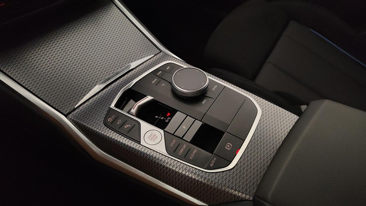BMW Serie 3 G21 2022 Touring - 320d Touring mhev 48V xdrive MSport auto