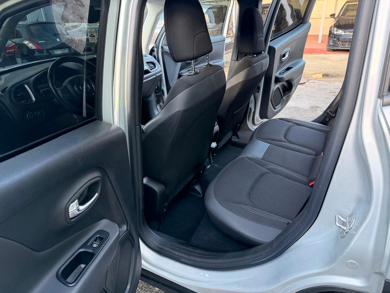 Jeep Renegade 1.6 Mjt 120 CV S