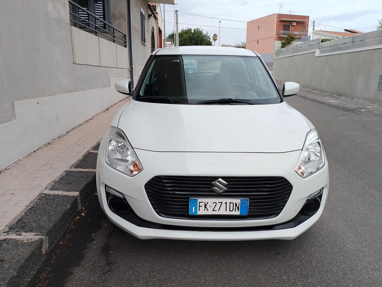 Suzuki Swift 1.2 benzina