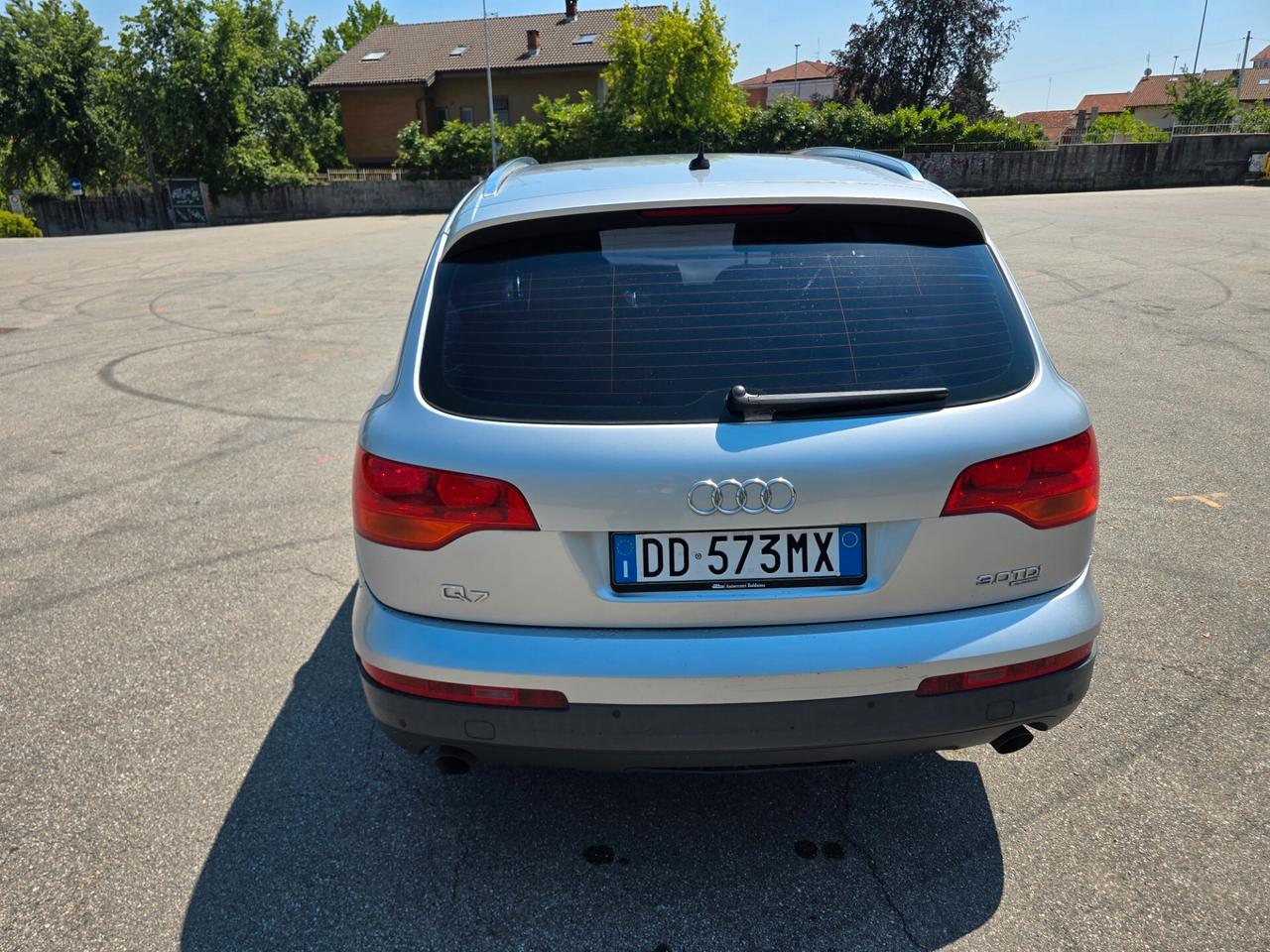 Audi Q7 3.0 V6 TDI 233CV quattro tiptronic