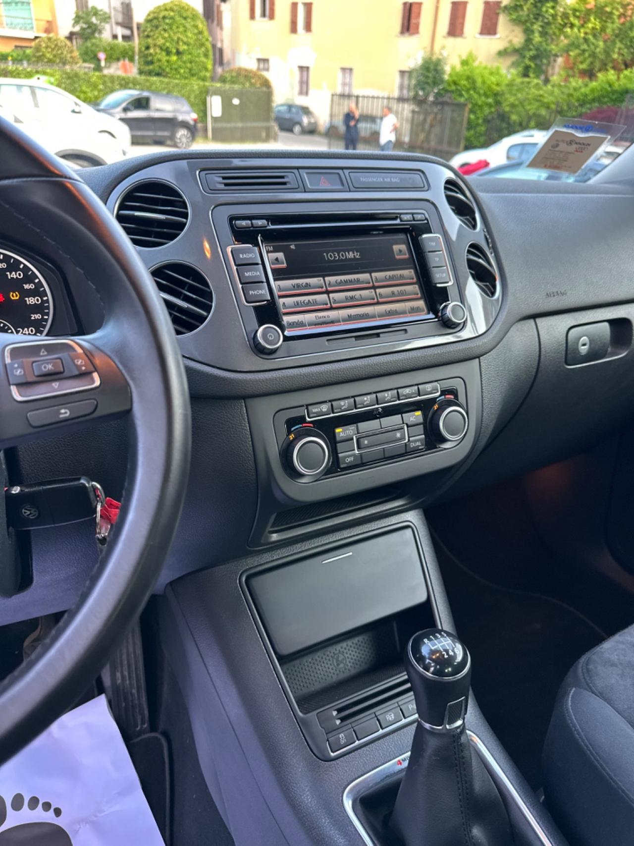 Volkswagen TIGUAN 2.0 TDI 140 CV POCHIKM 4MOTION UNIPR