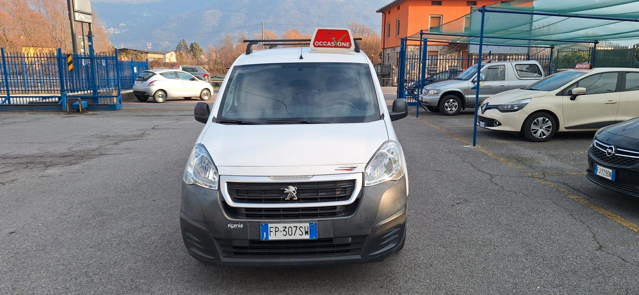Peugeot Partner BlueHDi 100 L1 Pro 3 POSTI