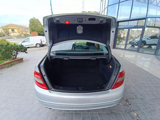 MERCEDES-BENZ C 200 CDI Avantg.