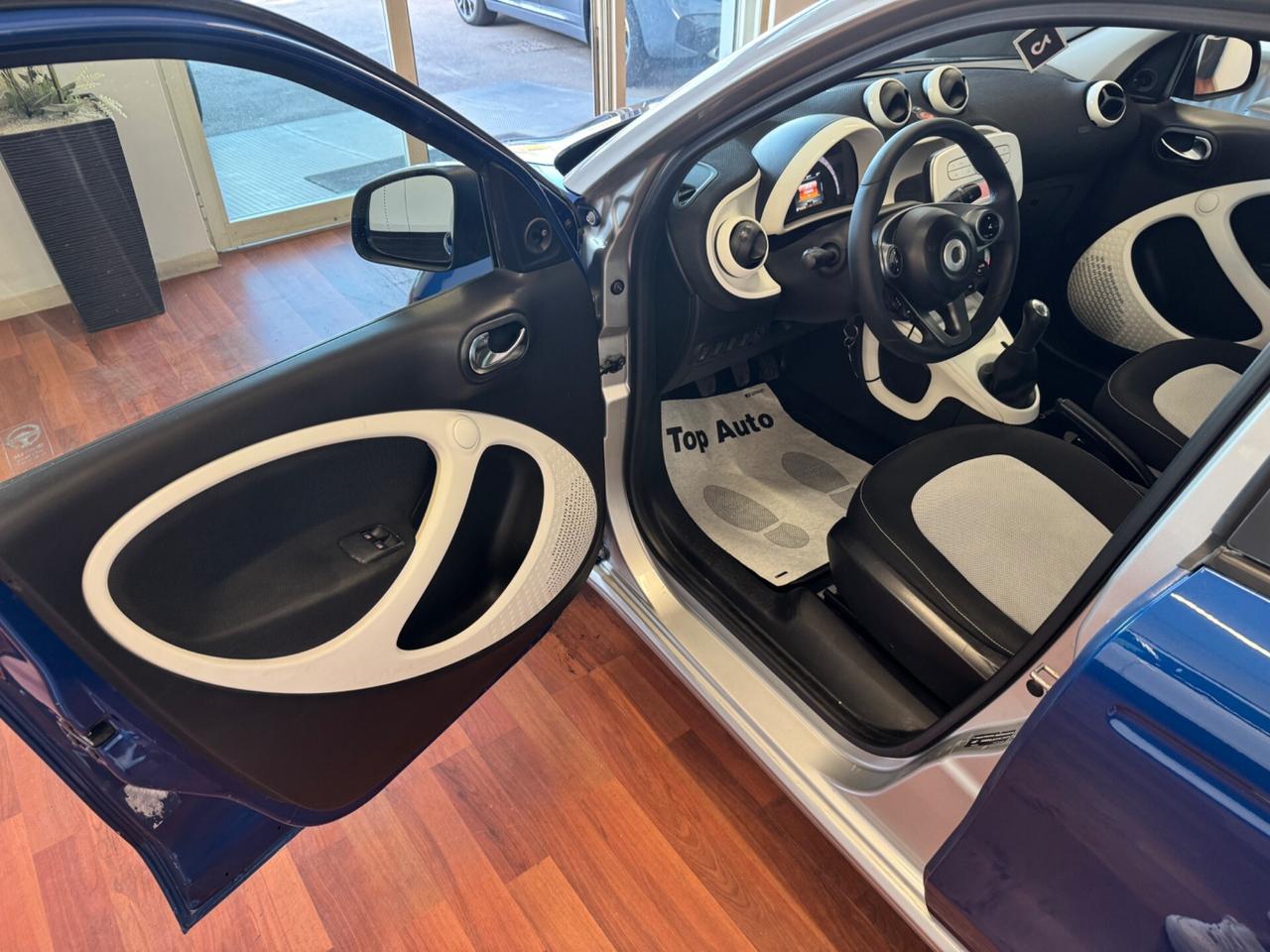 SMART FORFOUR 70 1.0 PASSION