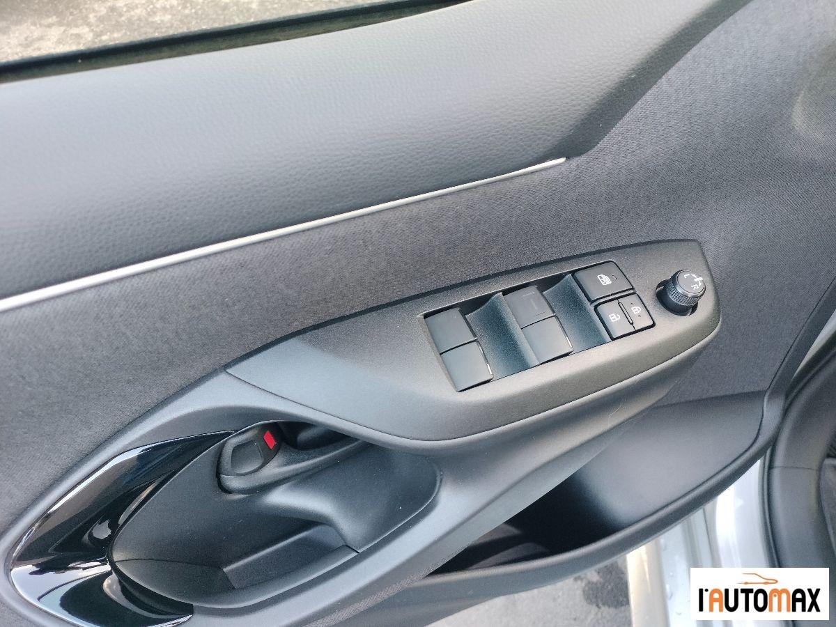 TOYOTA - Yaris 1.5h Trend