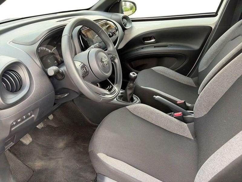 Toyota Aygo X 1.0B (72 CV) Active