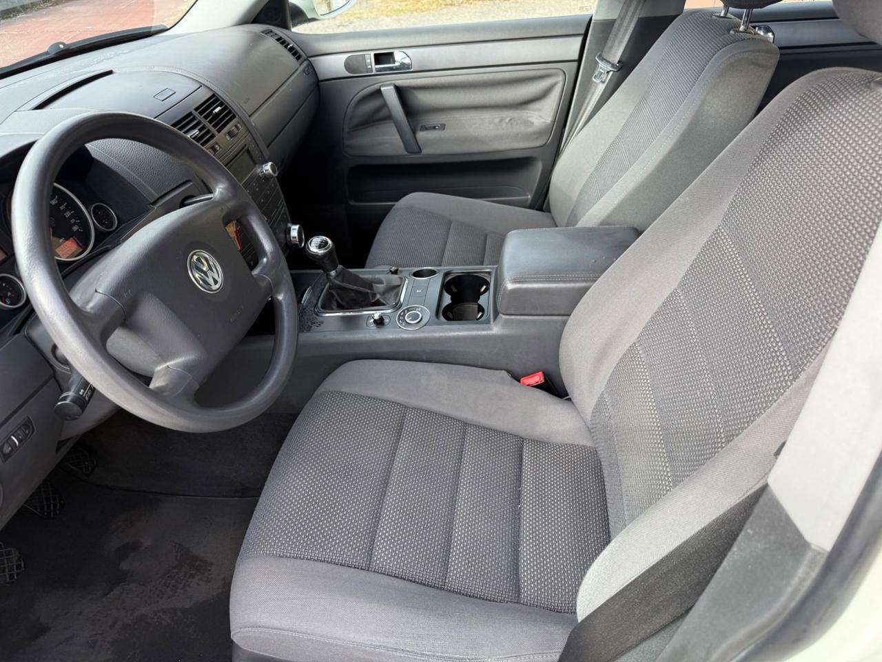 Volkswagen Touareg 2.5 tdi 4x4