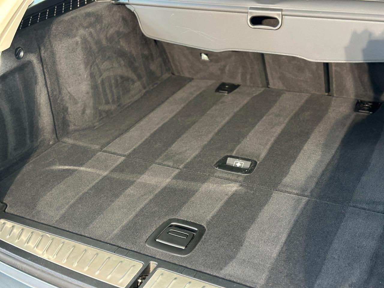 BMW 520 d Touring MHEV xDrive Business auto