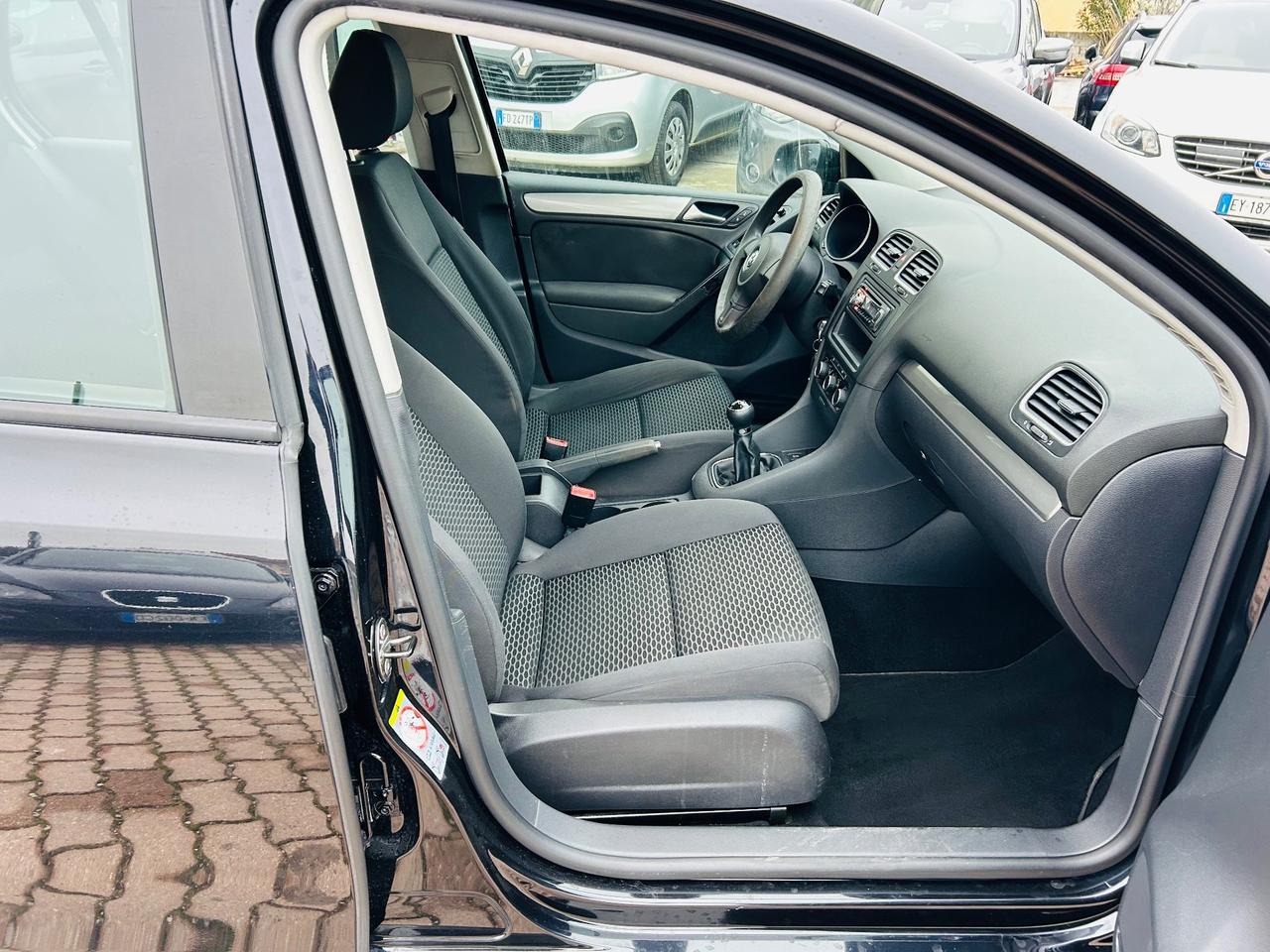 Volkswagen Golf 1.6 TDI DPF 5p. Highline