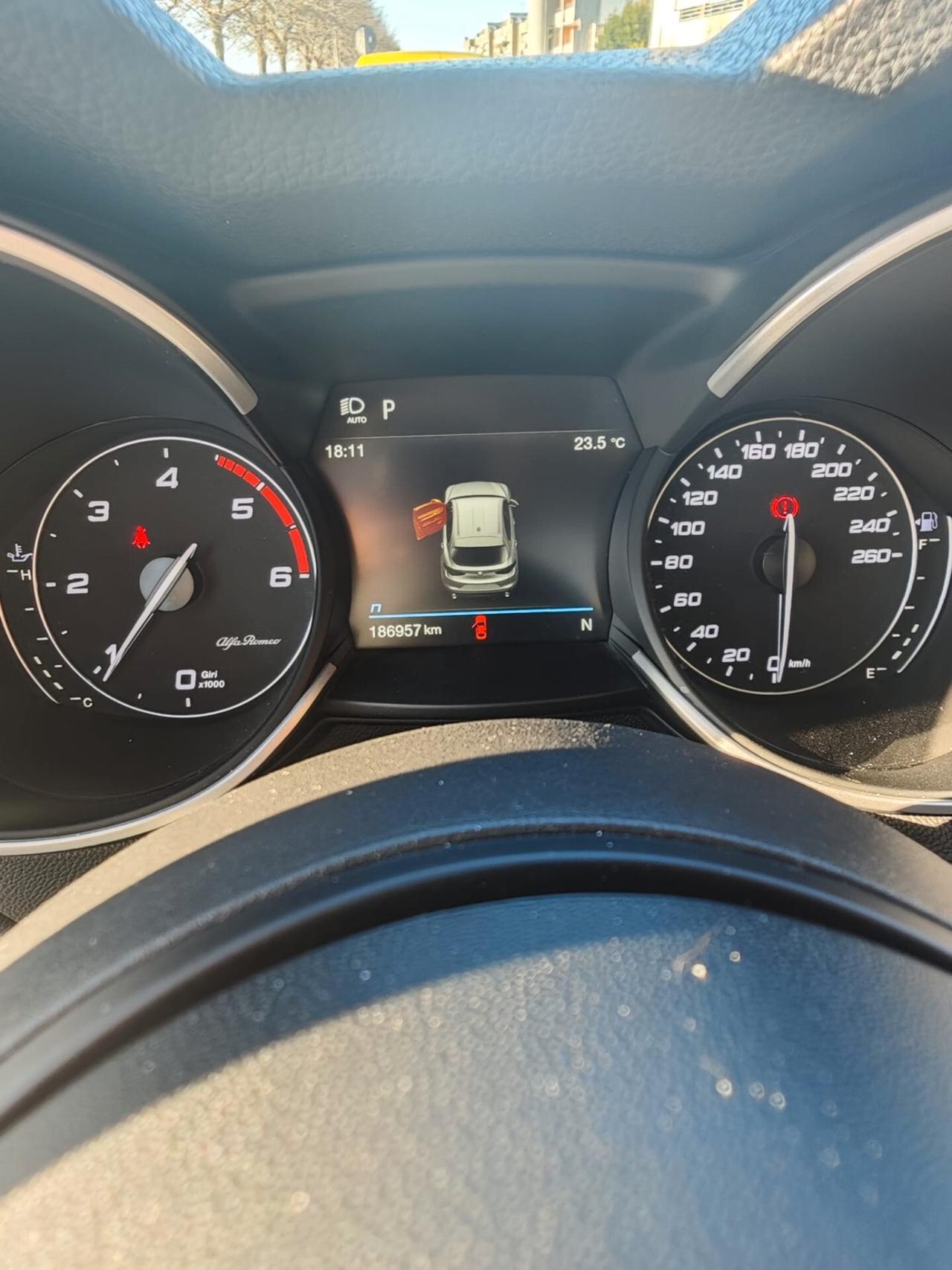 Alfa Romeo Stelvio 2.2 Turbodiesel 160 CV AT8 -PERFETTA-