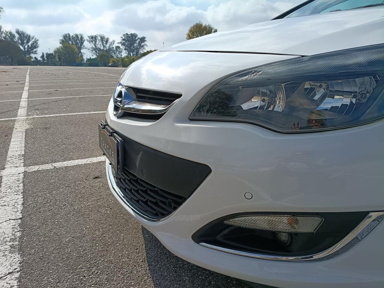 Opel Astra Cosmo 1.6 CDTI #50878