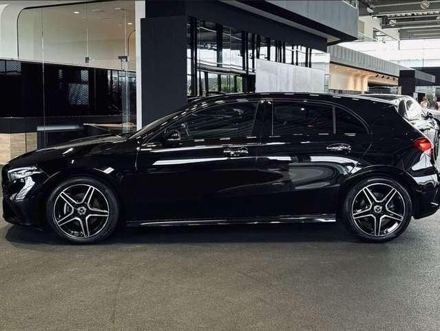 Mercedes-Benz A 200 NIGHT AMG PREMIUM NAVI 18" KAMERA 64 COLORI