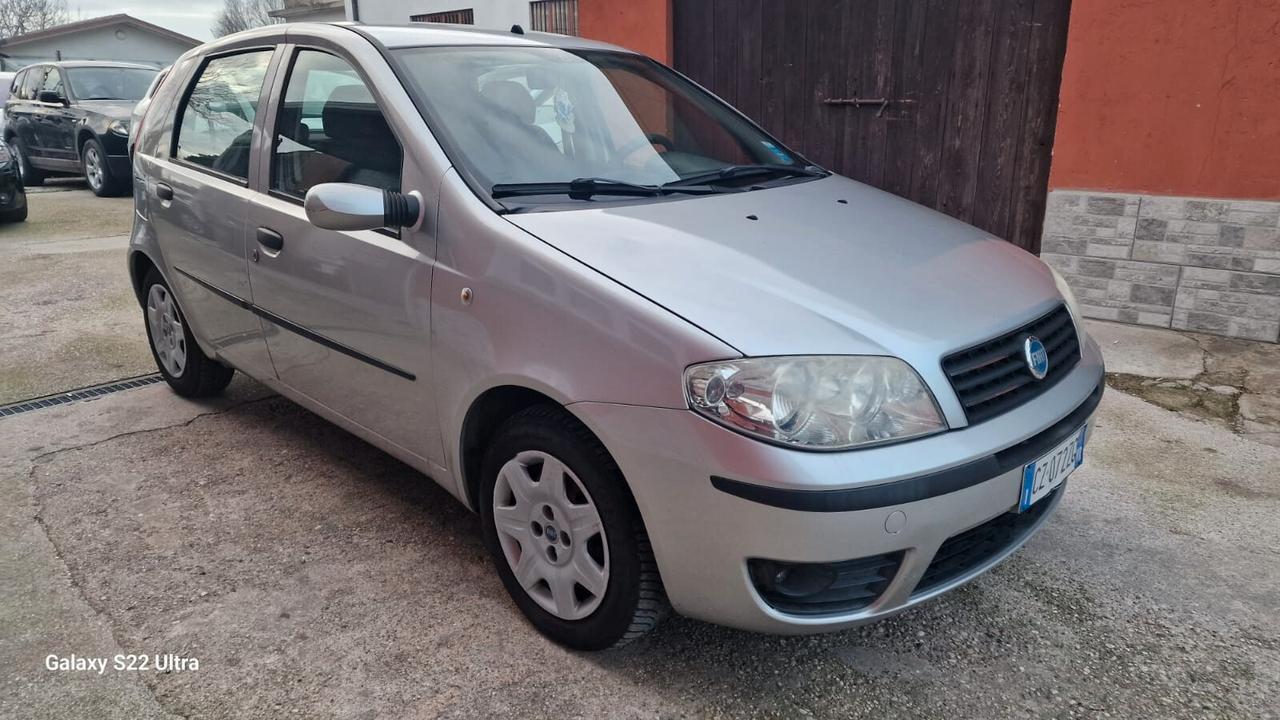 Fiat Punto 1.3 Multijet 16V 5 porte Dynamic neopatentati