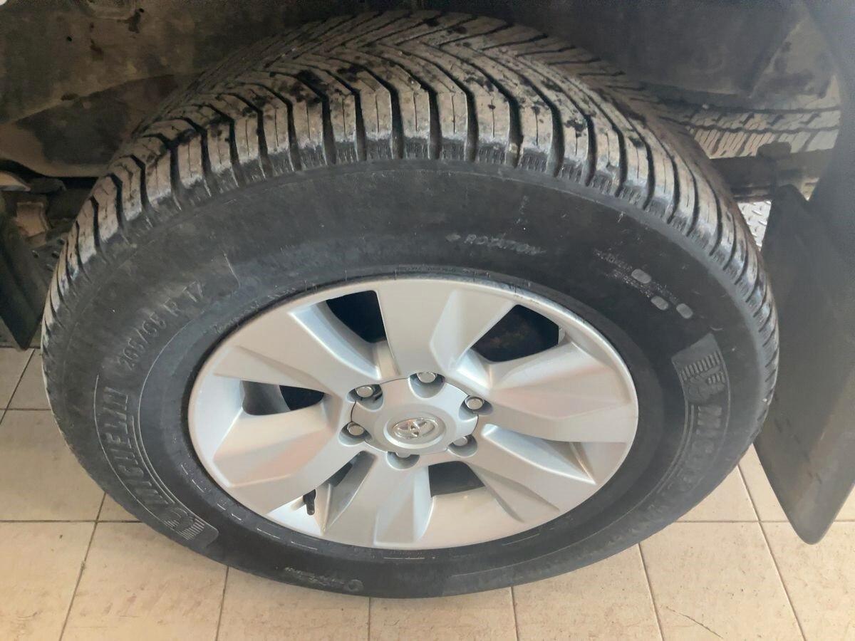Toyota Hilux 2.4 D-4D 4WD 2 porte Extra Cab Comfort