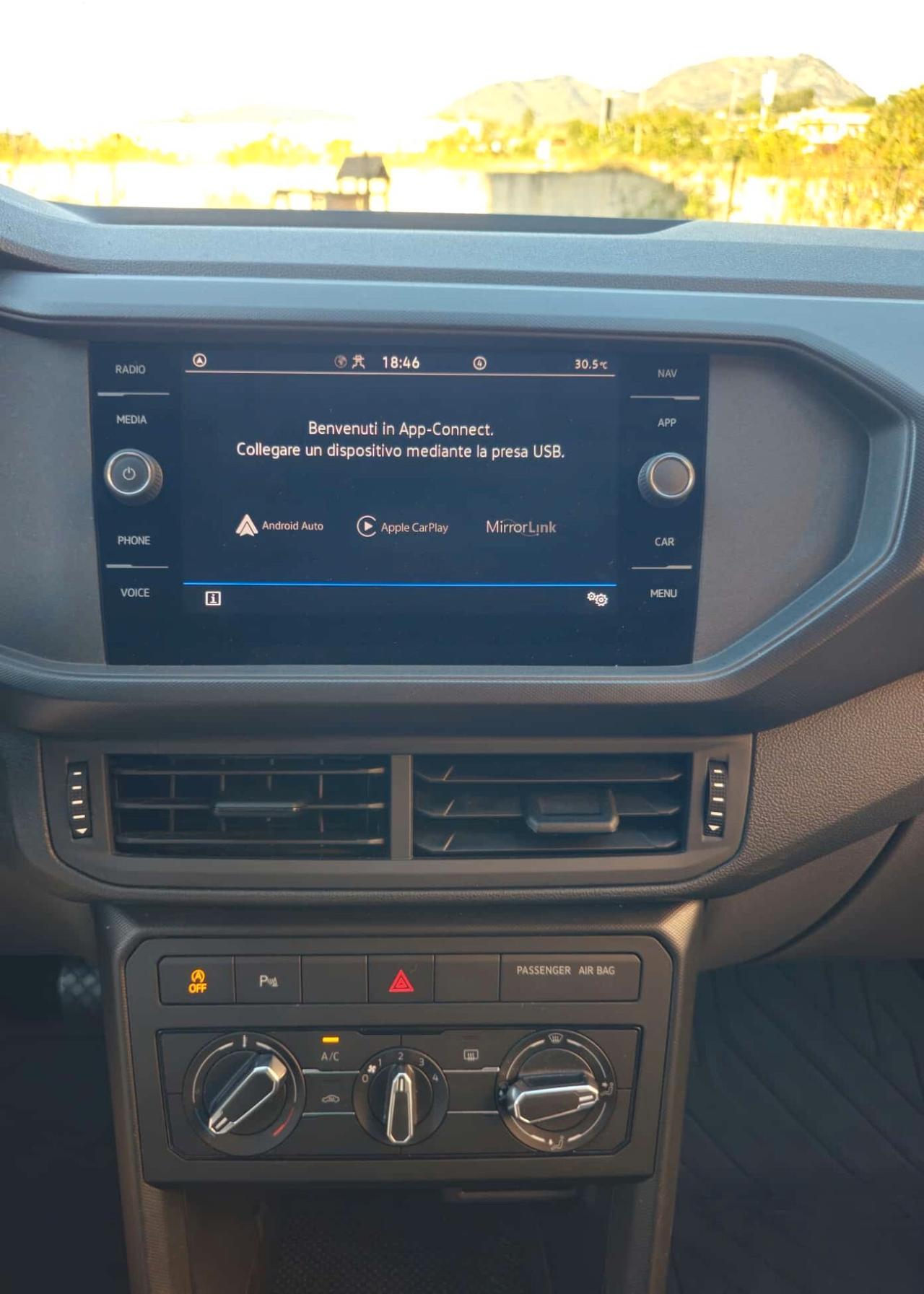 Volkswagen T-Cross 1.0 TSI Urban BMT