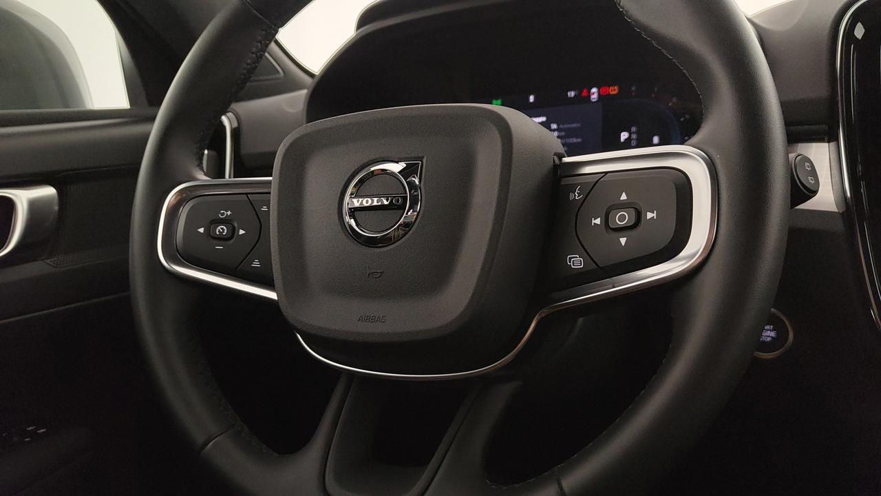 VOLVO XC40 2.0 b3 Core auto