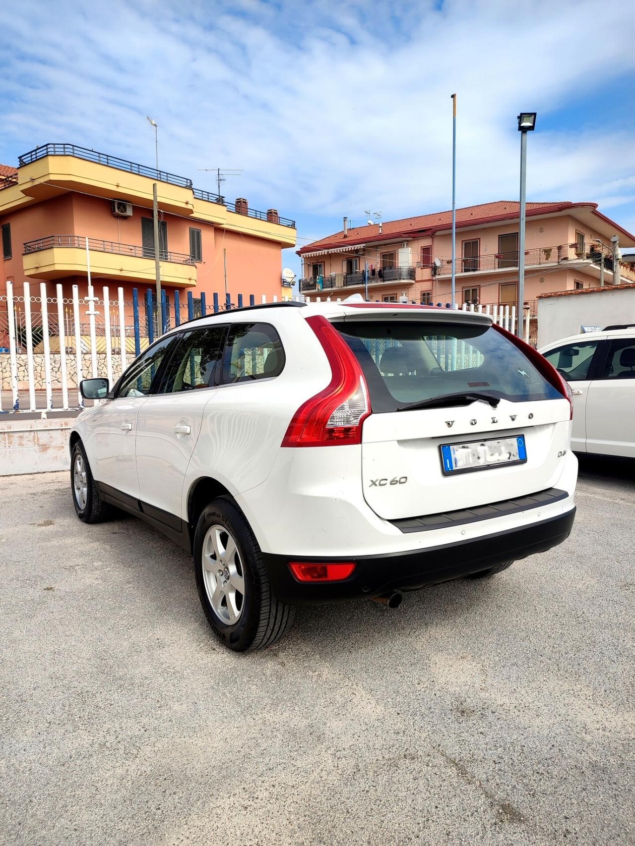 Volvo XC 60 XC60 D4 Momentum