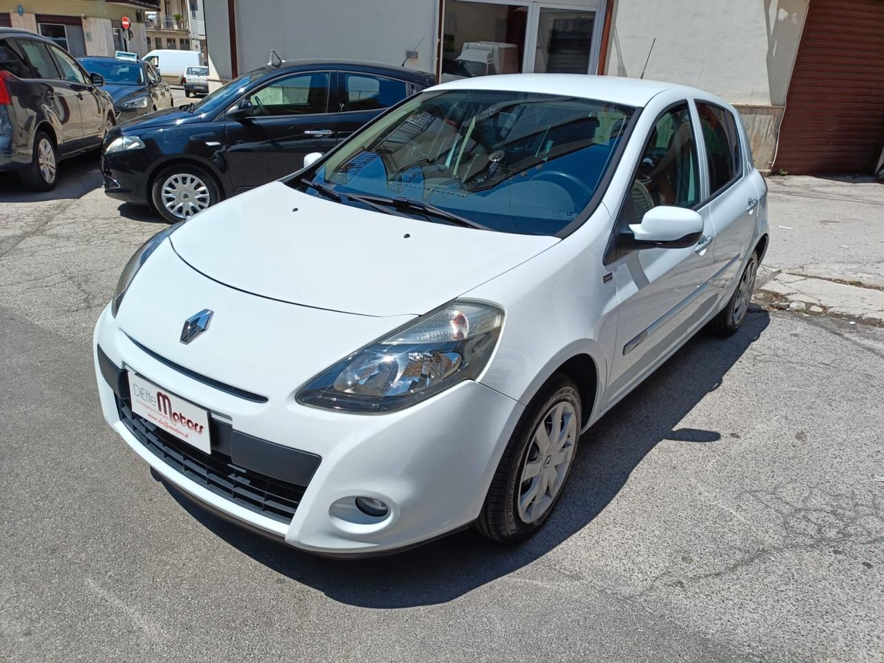 Renault Clio 1.2 16V 5 porte GPL Yahoo!