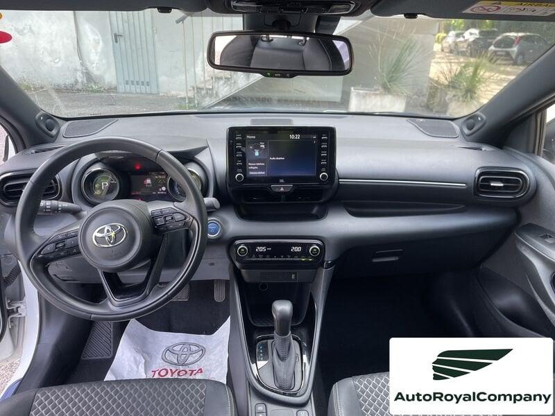 Toyota Yaris 1.5 Hybrid 5 porte Lounge IVA ESPOSTA