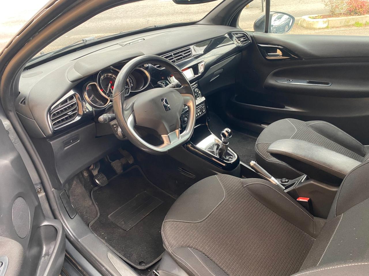 Ds DS3 3 1.2 VTi 82 So Chic