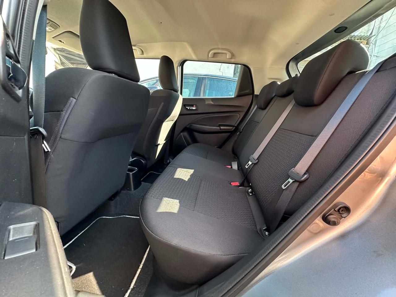 Suzuki Swift 1.2 Hybrid Top