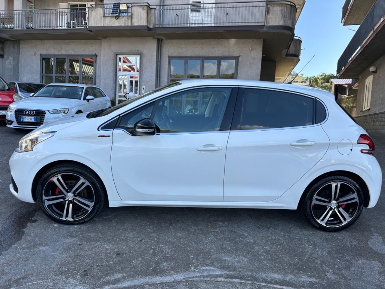 Peugeot 208 BlueHDi 100S&S 5 porte GT Line