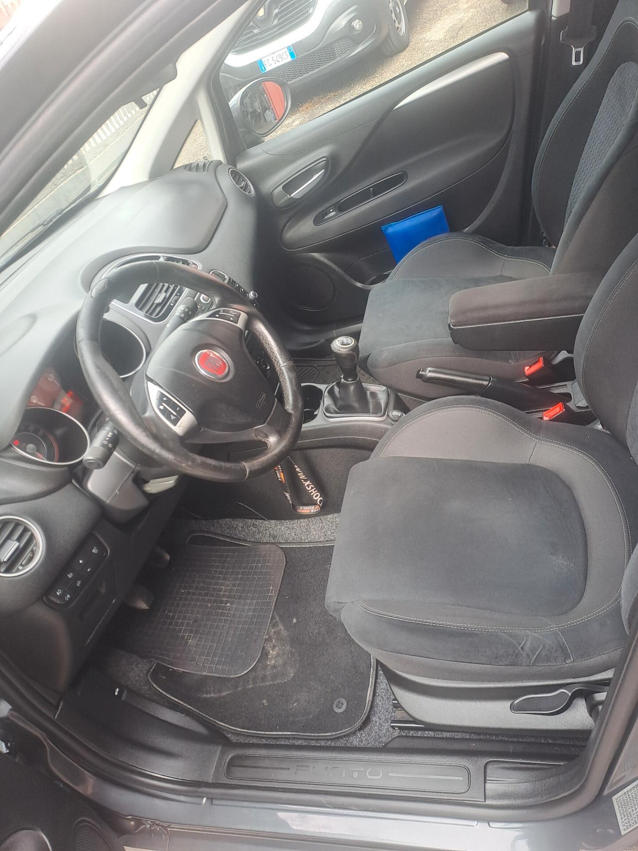 Fiat Punto 1.3 MJT II S&S 95 CV 5 porte Street