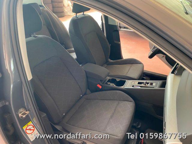 VOLKSWAGEN Golf 1.0 eTSI EVO DSG Life